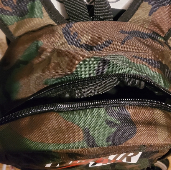 Camo Nike Air Backpack - Picture 5 of 7